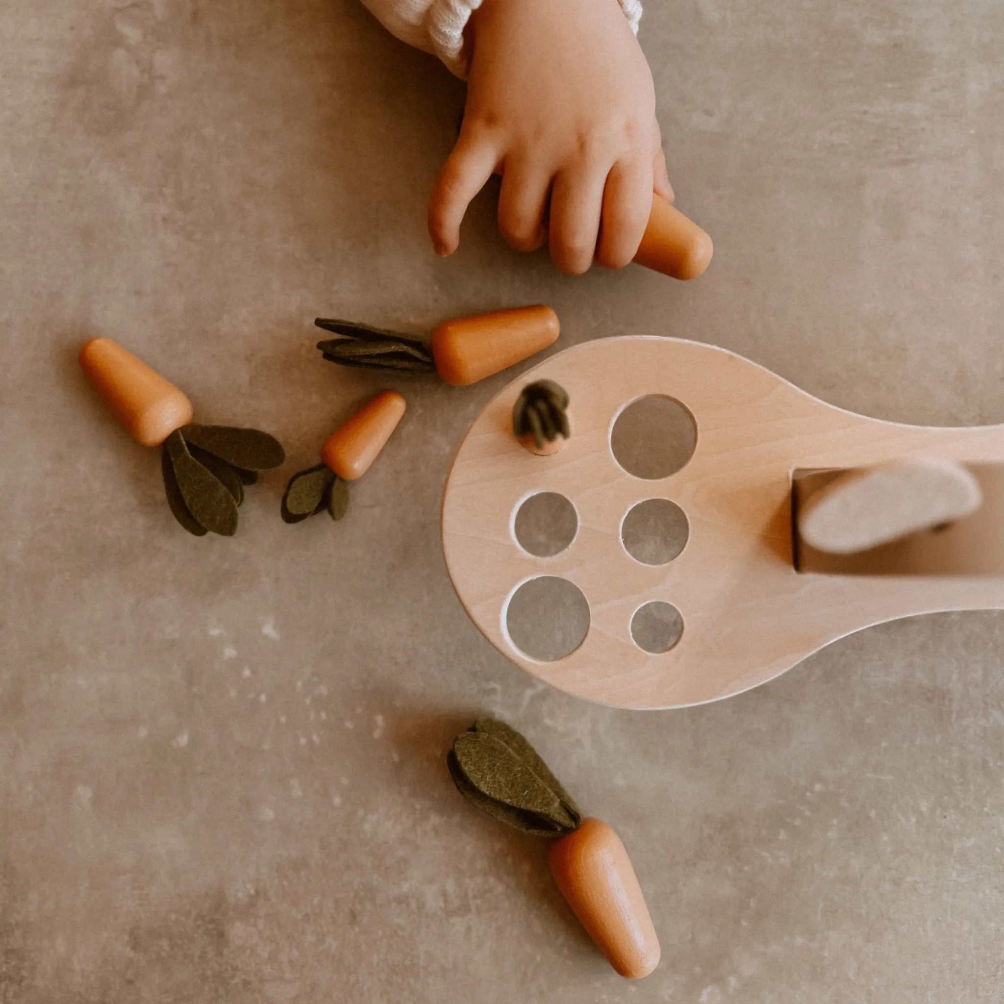 Bunny Balance - Wood puzzle